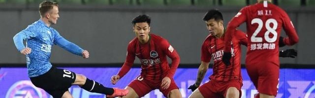 云开体育-【中超】拉尔森任意球破门 大连人“靠对手”1比0河南