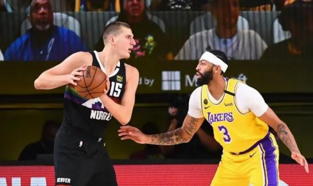 kaiyun-时隔3年湖人掘金再交手 浓眉约基奇谁是第一中锋？