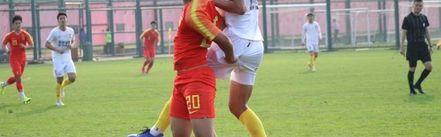 kaiyun-U22国足1比3亚泰 主帅现场发火：不配穿国家队队服