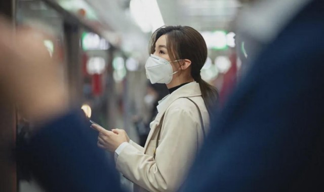 云开体育-新冠病毒3大结局已经不可避免，60岁以上的老年人尤其要注意